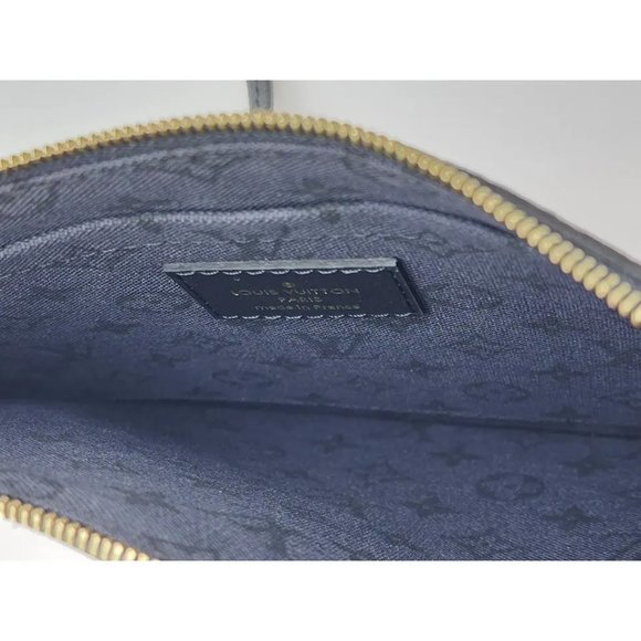 Louis Vuitton Crafty Giant MM Pochette In Monogram Canvas | Like New Condition - Picture 4 of 4